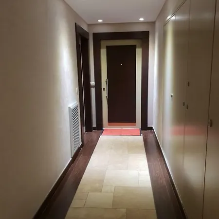 Lejlighed Prime Location Next To Monaco + Private Parking