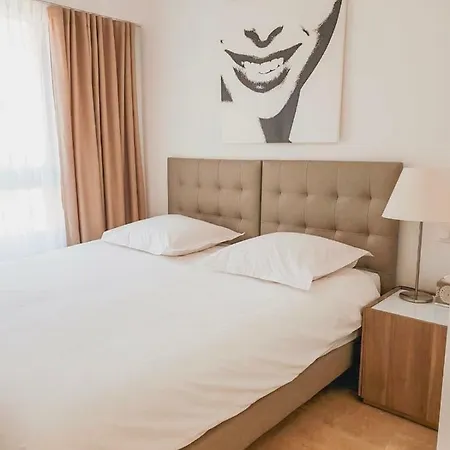 Prime Location Next To Monaco + Private Parking Lejlighed *