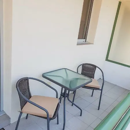 Prime Location Next To Monaco + Private Parking *